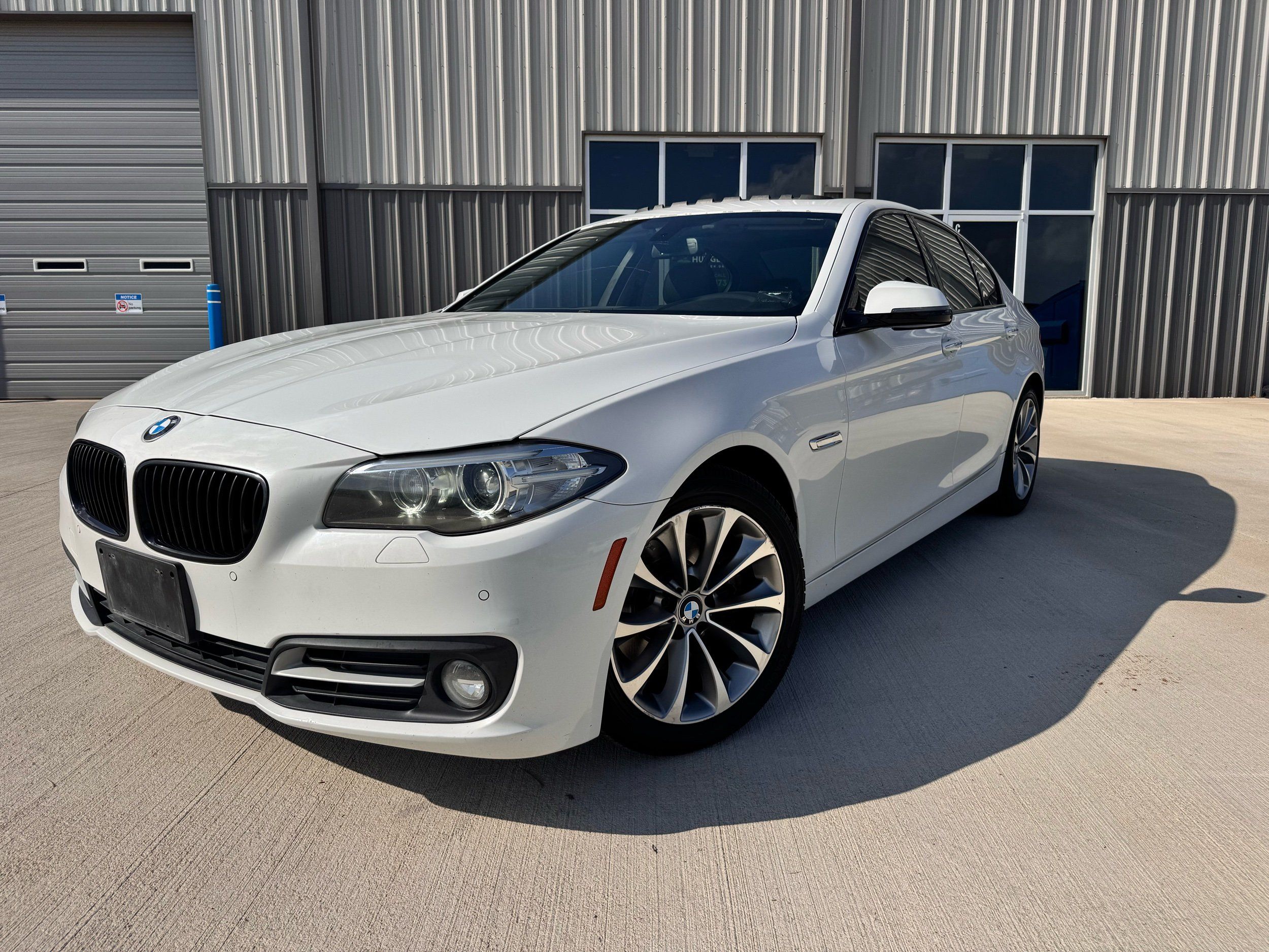 2015 BMW 5 Series 528i