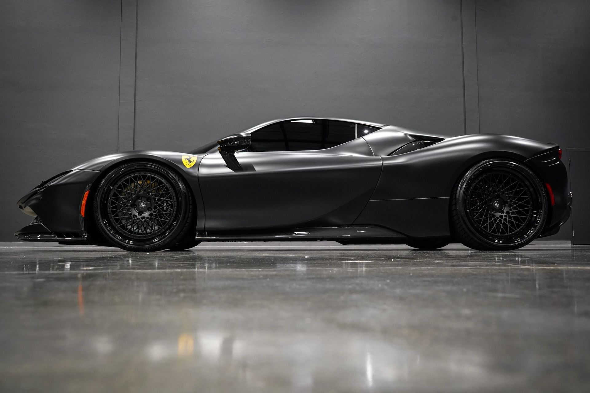 2022 Ferrari SF90 STRADALE