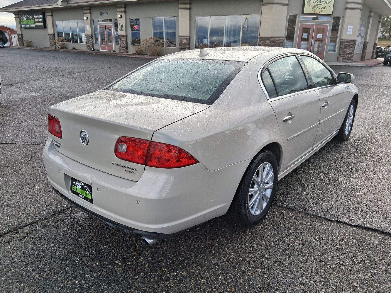 2011 Buick Lucerne CXL photo 4
