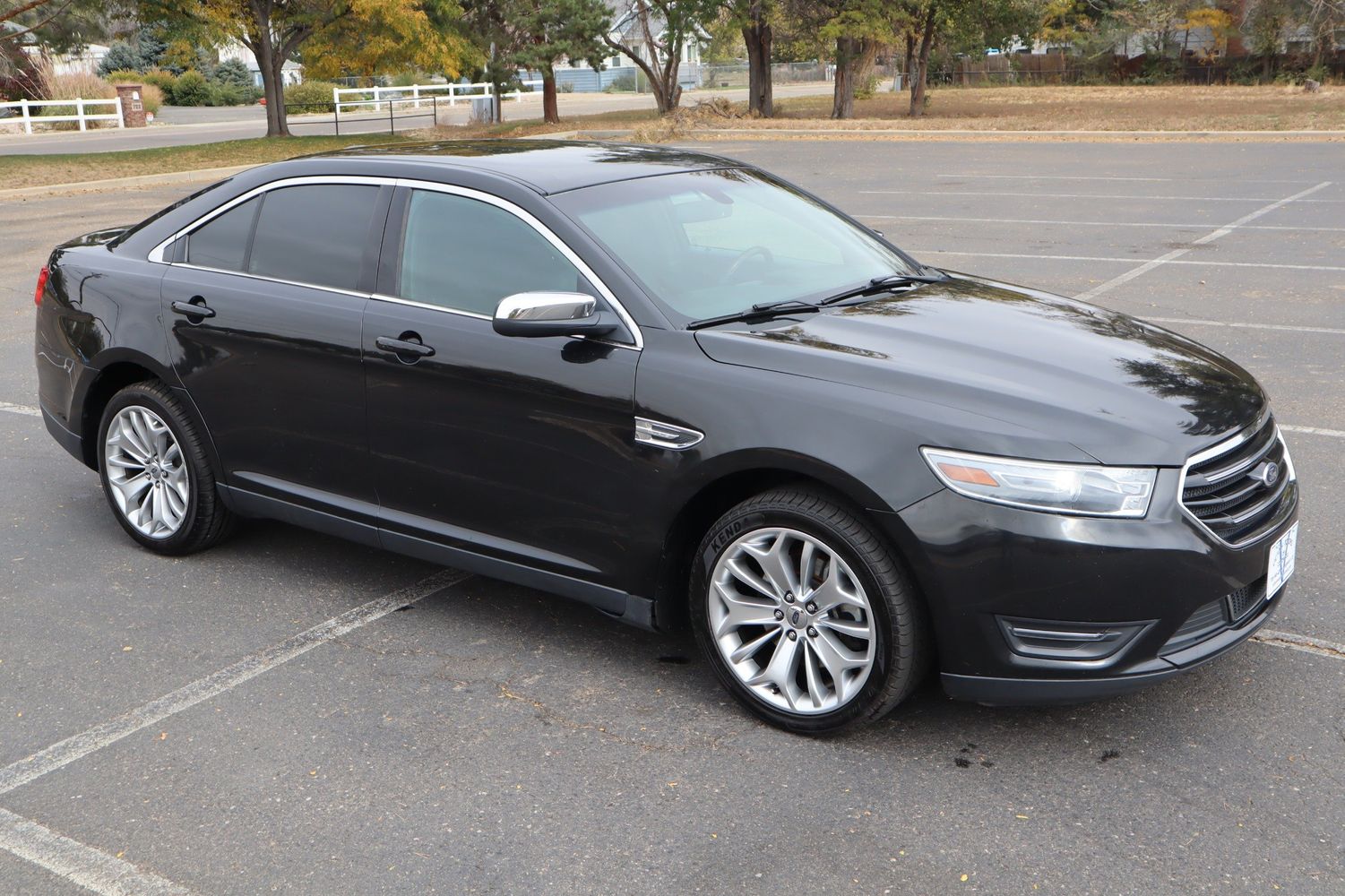 2014 Ford Taurus Limited | Victory Motors of Colorado