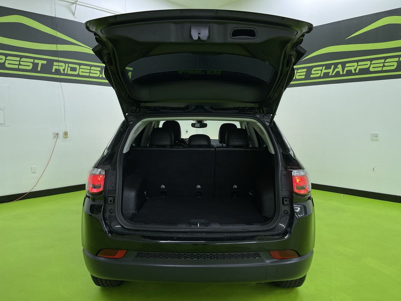 2021 Jeep Compass Latitude photo 32