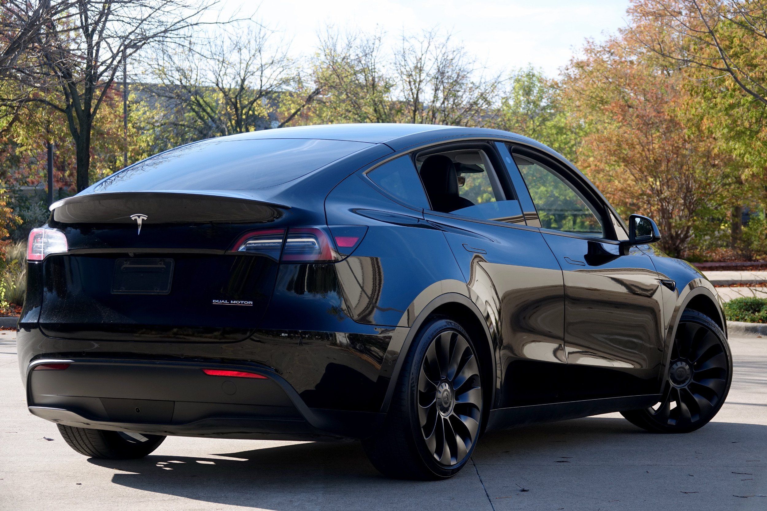 2022 Tesla Model Y Performance photo 3