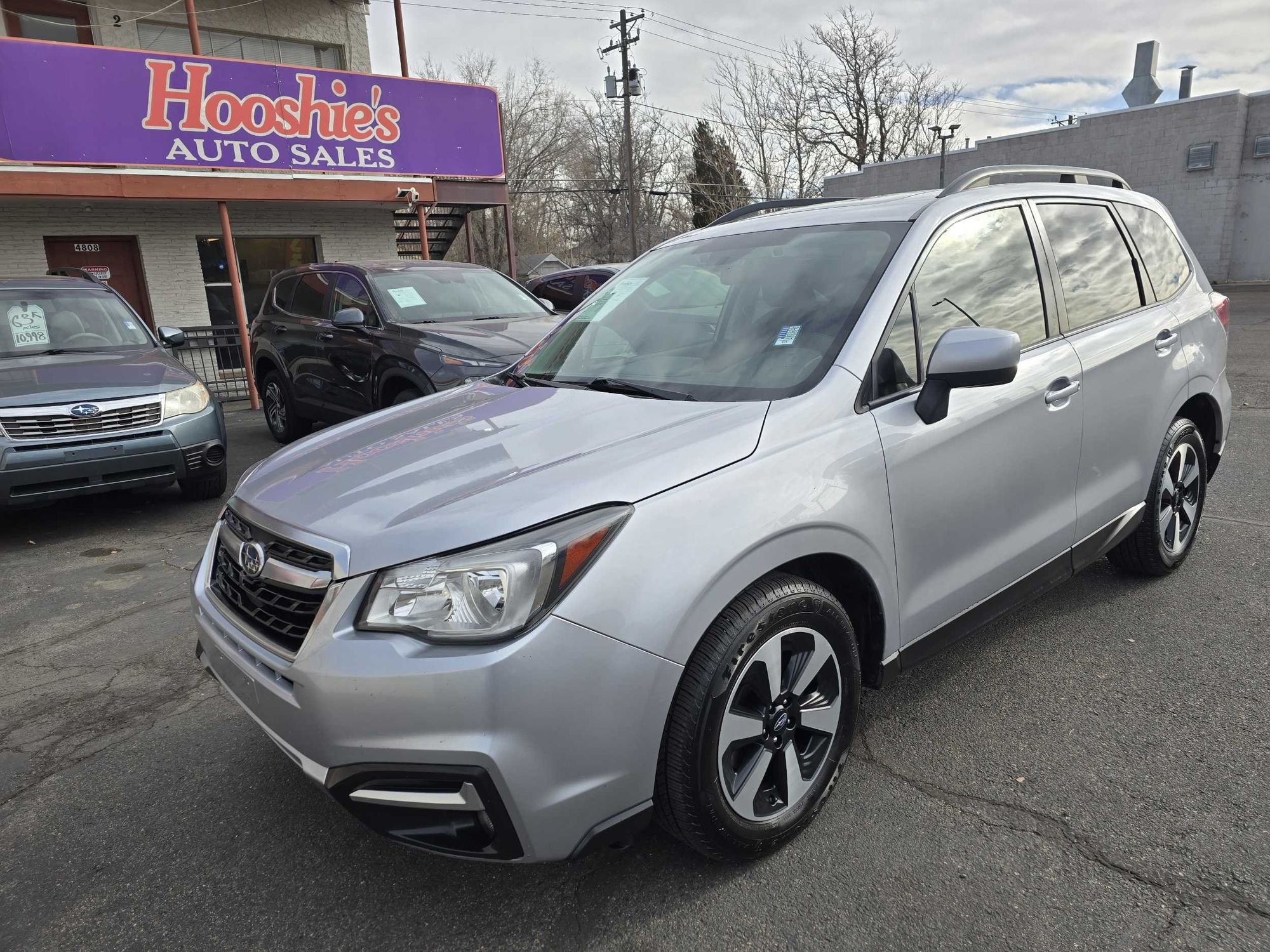 2018 Subaru Forester Premium photo 17