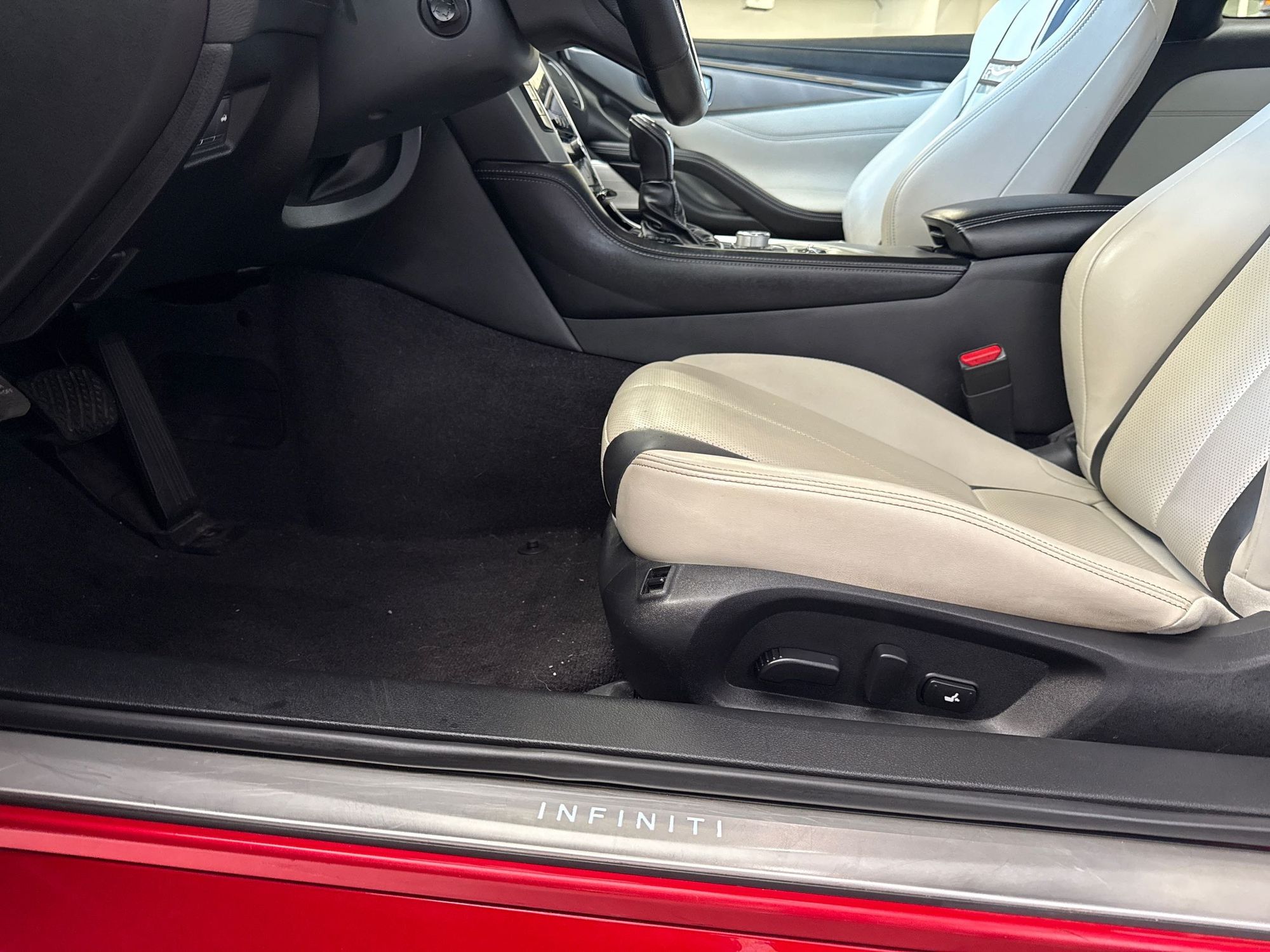 2022 Infiniti Q60 Luxe photo 62