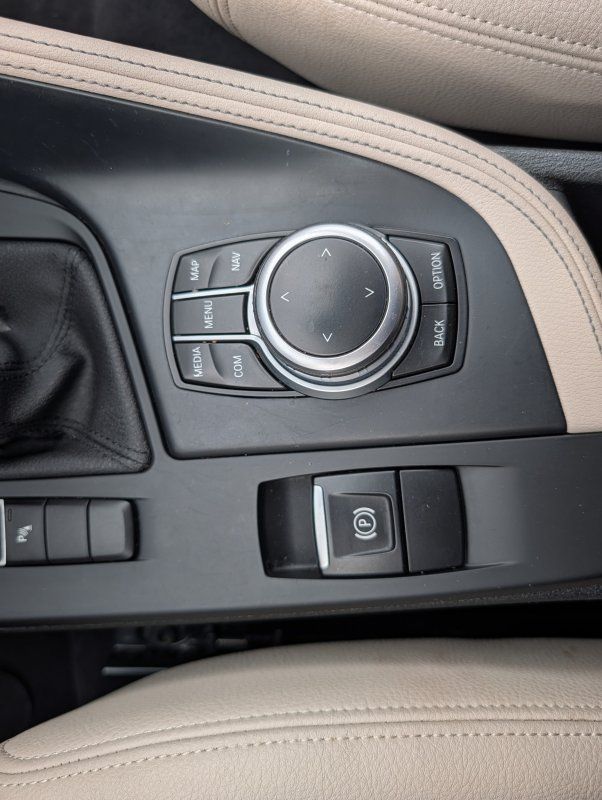 2020 BMW X1 28i - Photo 21