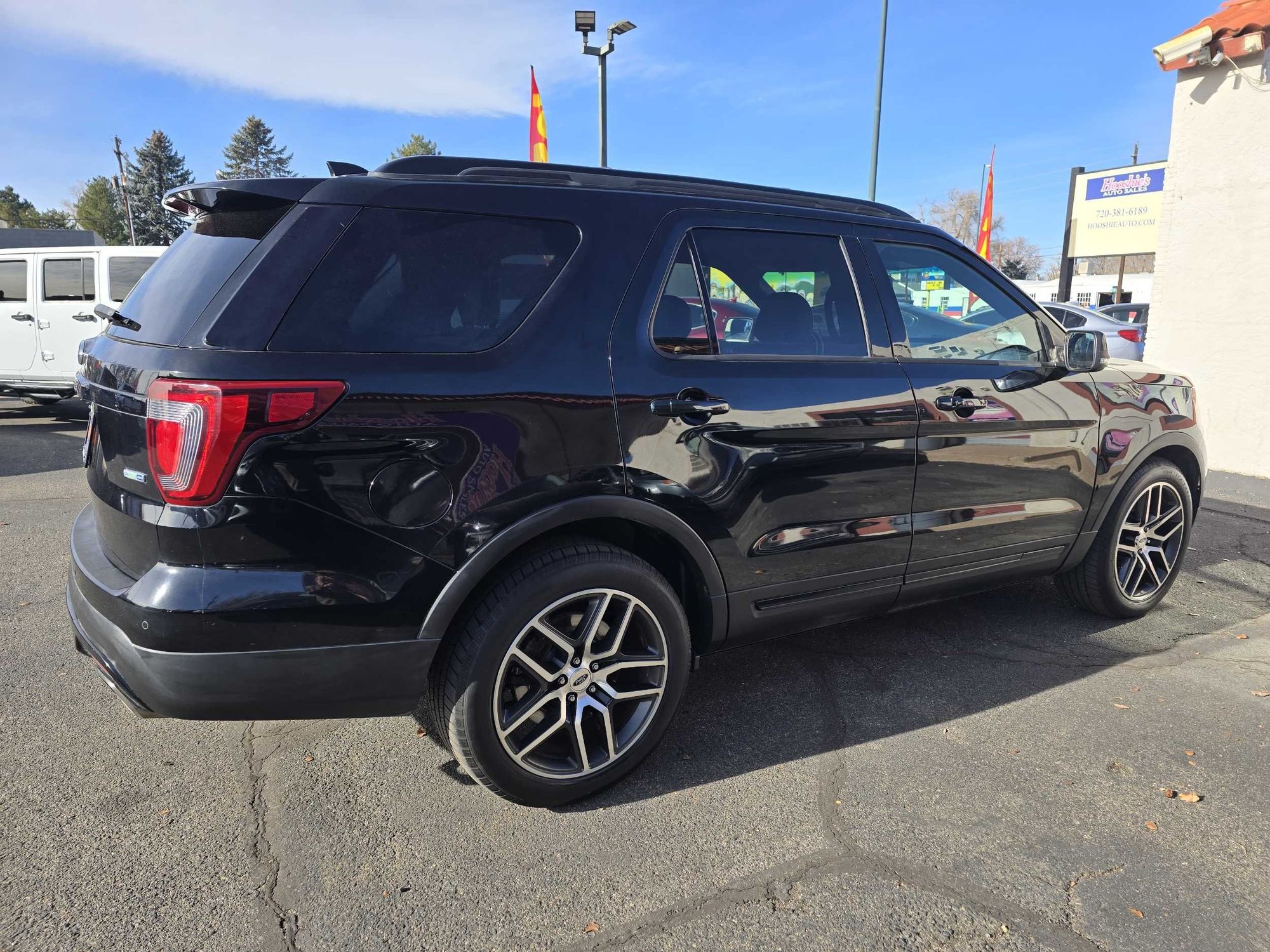 2016 Ford Explorer Sport photo 7