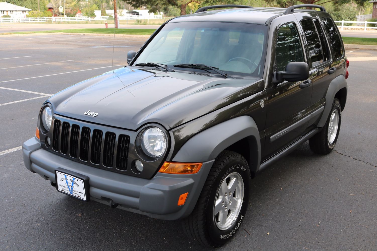 2005 Jeep Liberty Sport | Victory Motors of Colorado