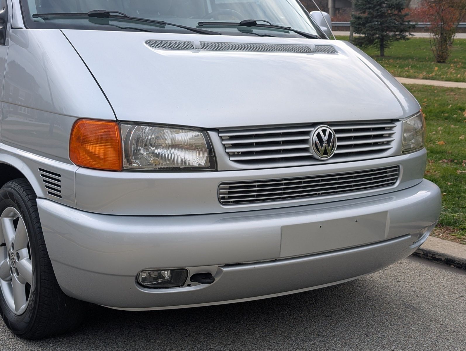 2003 Volkswagen EuroVan 16