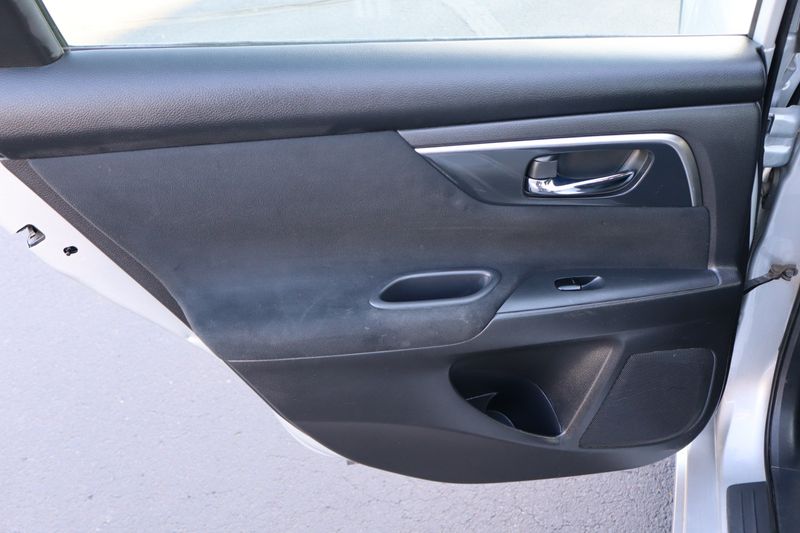 2014 Nissan Altima 2.5 S | Victory Motors of Colorado