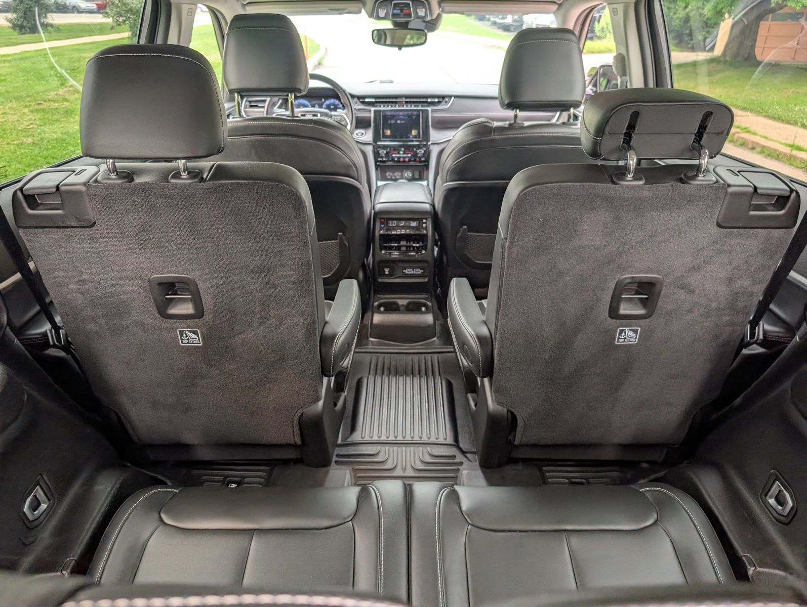 2022 Jeep Grand Cherokee L 37