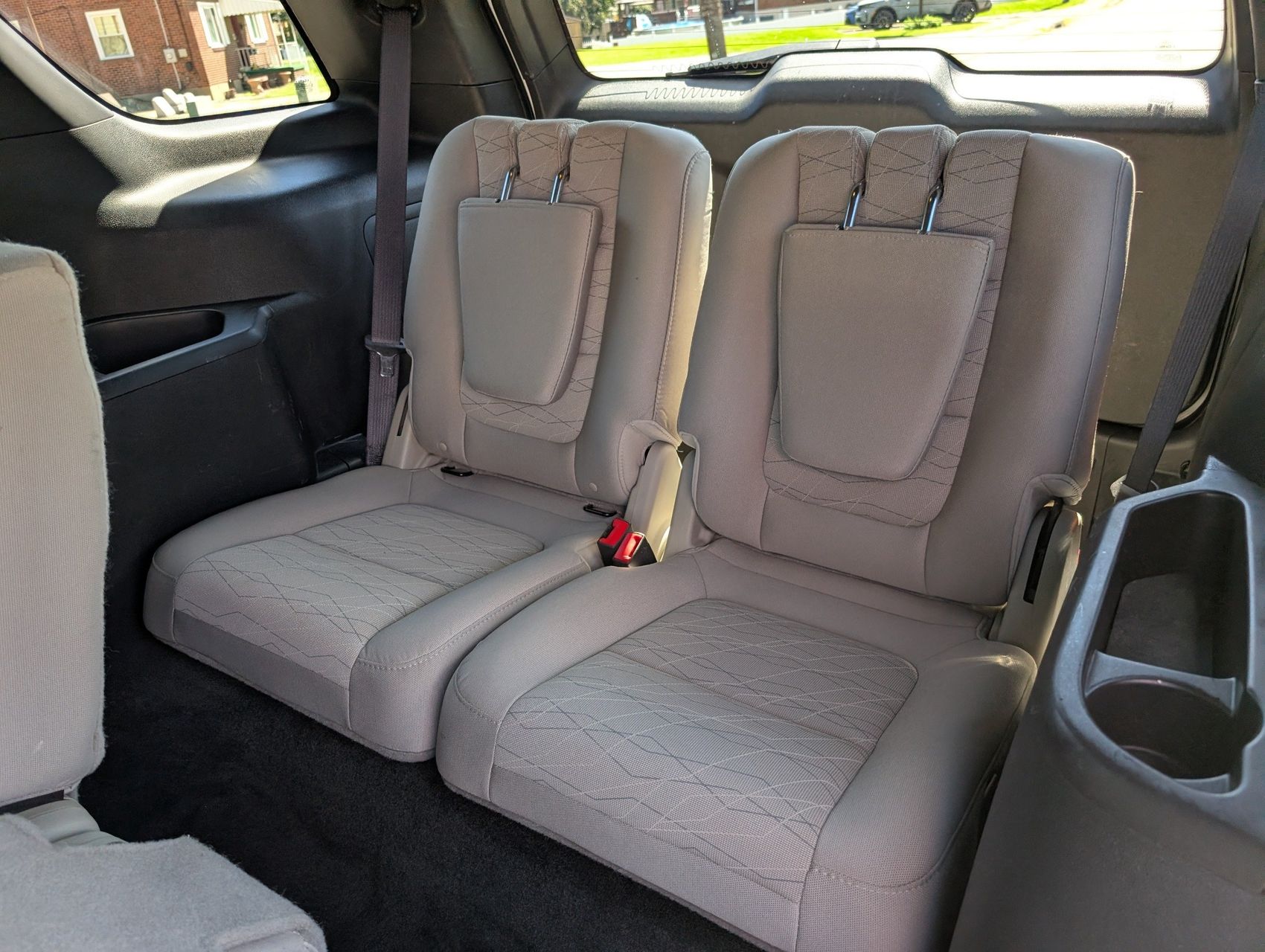 2014 Ford Explorer 41
