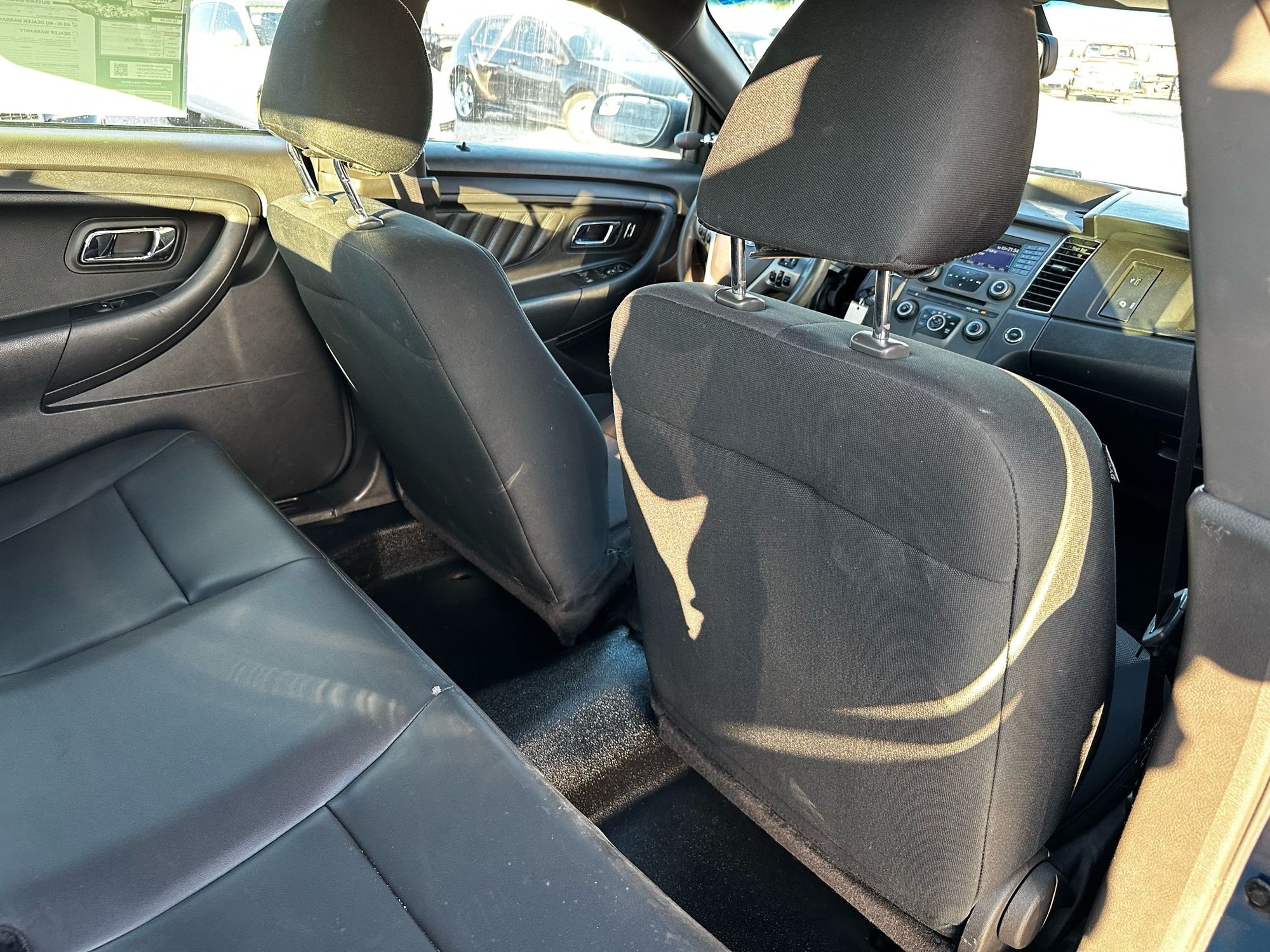 2013 Ford Taurus photo 22