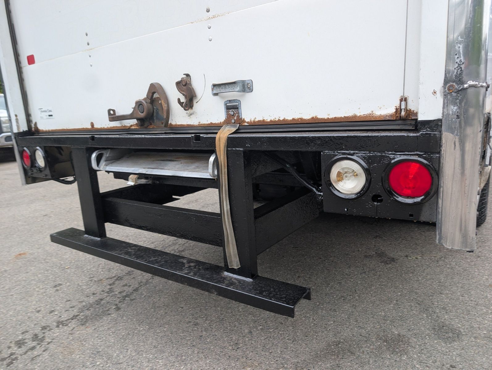 2013 Chevrolet Express 22