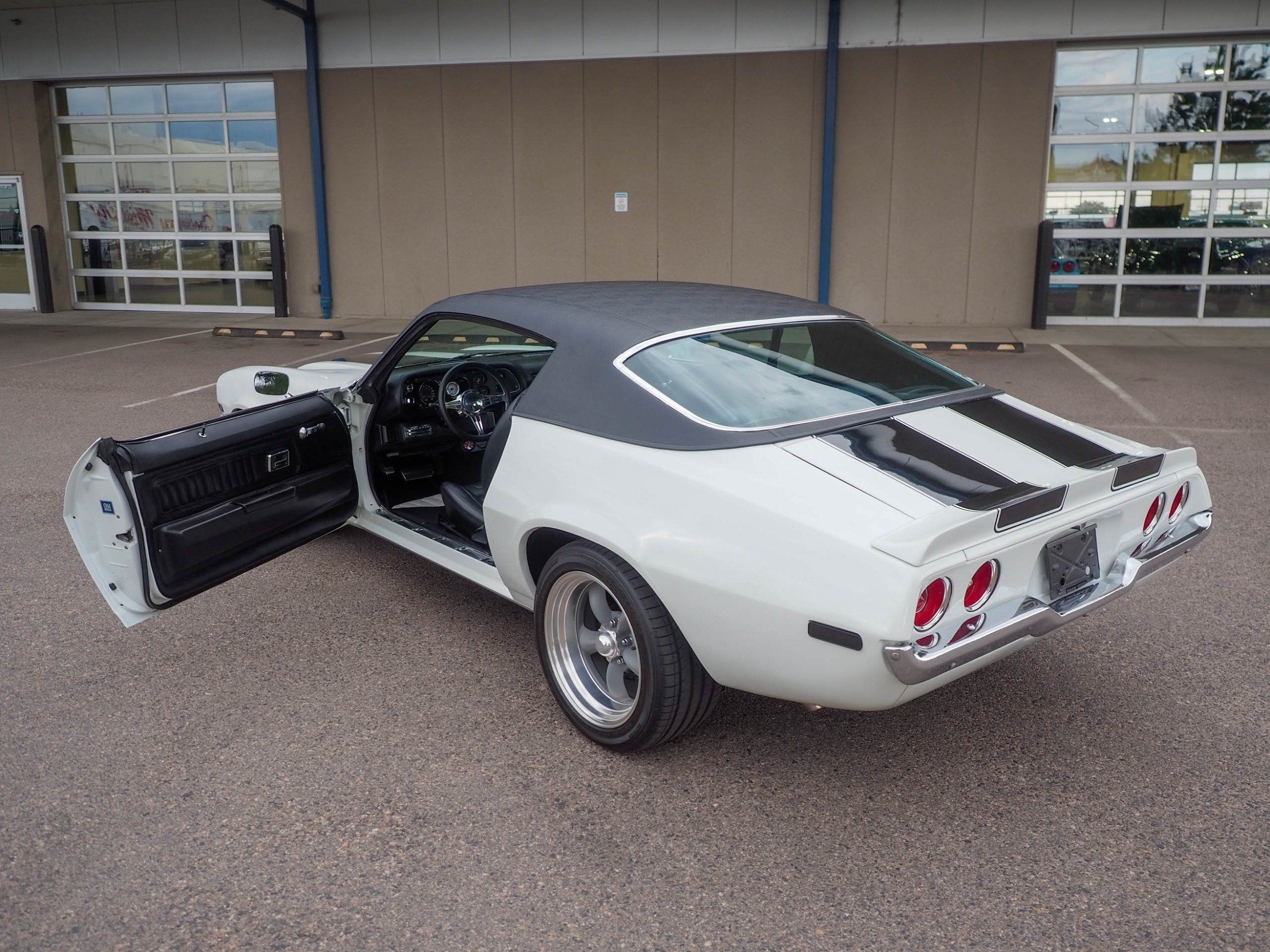 1970 Chevrolet Camaro White 350