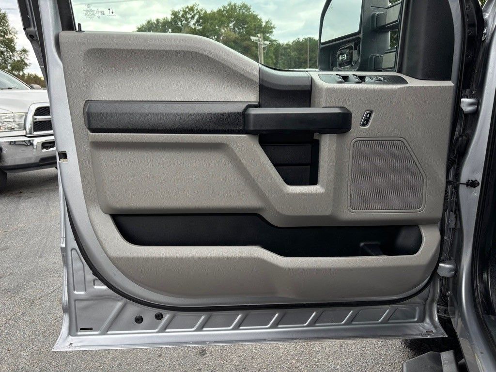 2021 Ford F-250 XL photo 12