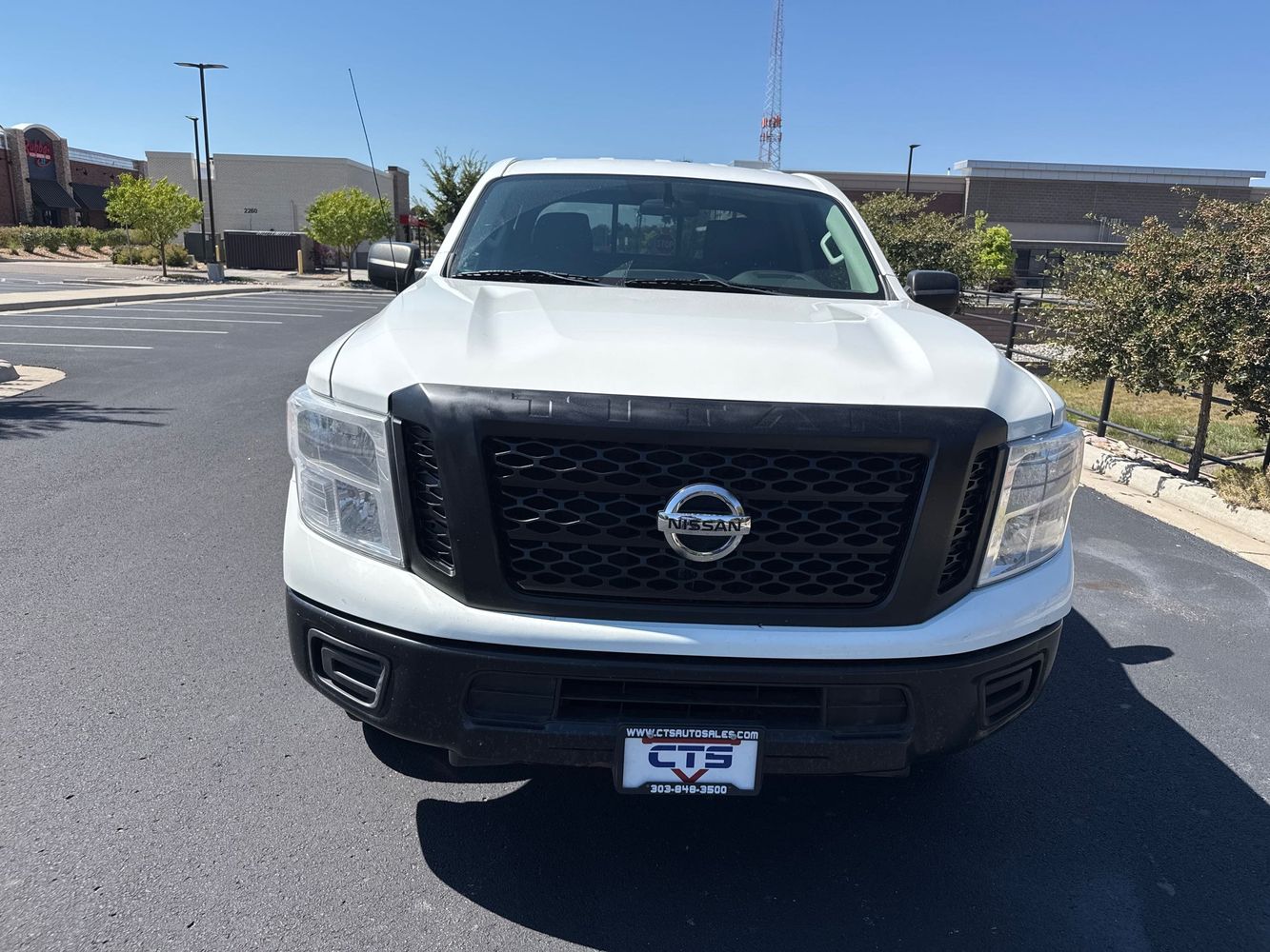 2017 Nissan Titan S photo 5