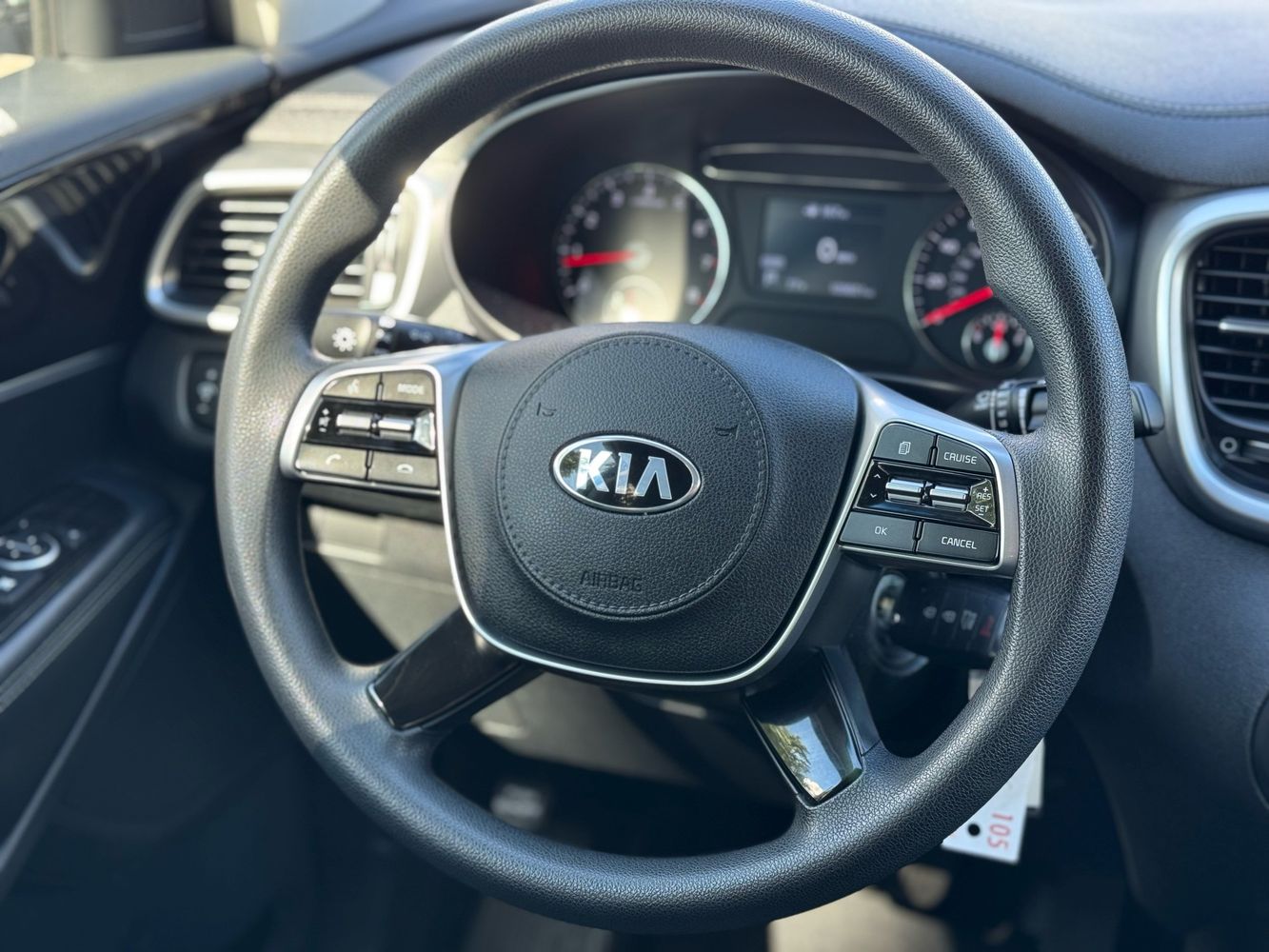 2019 Kia Sorento LX S photo 17