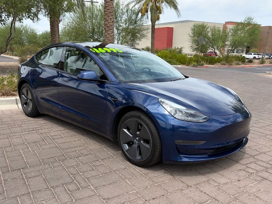 2022 Tesla Model 3 Rear-Wheel Drive