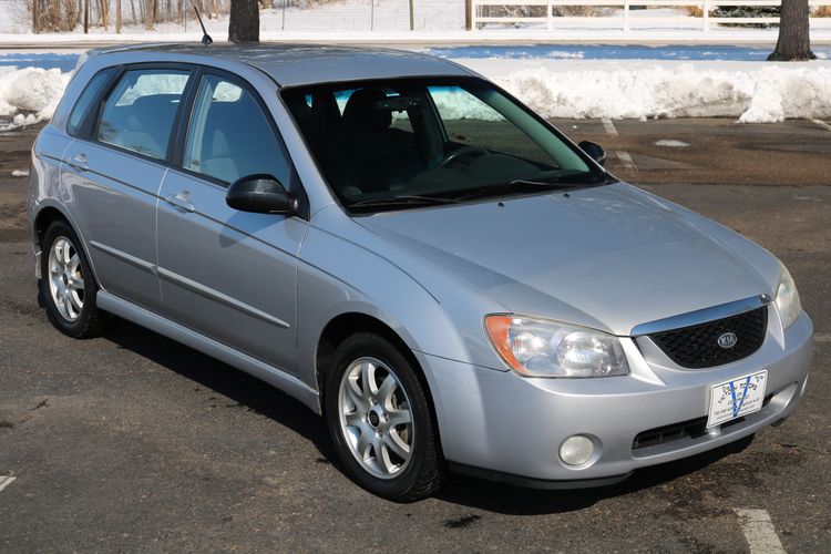 2005 Kia Spectra 5 | Victory Motors of Colorado