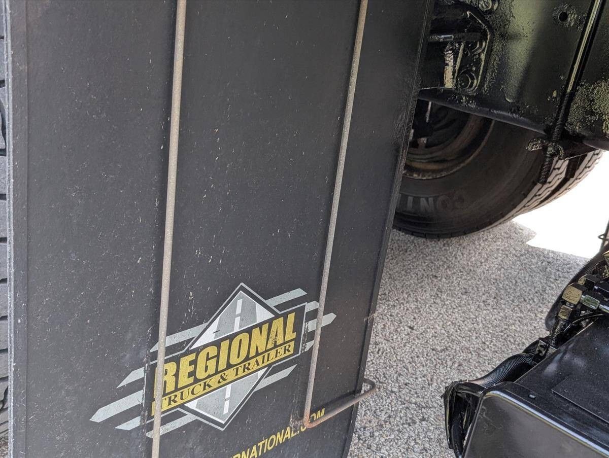 2018 International DuraStar 4300 84