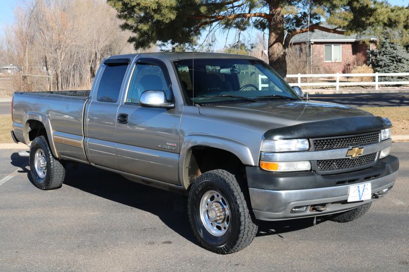 2001 Chevrolet Silverado 2500HD Photos