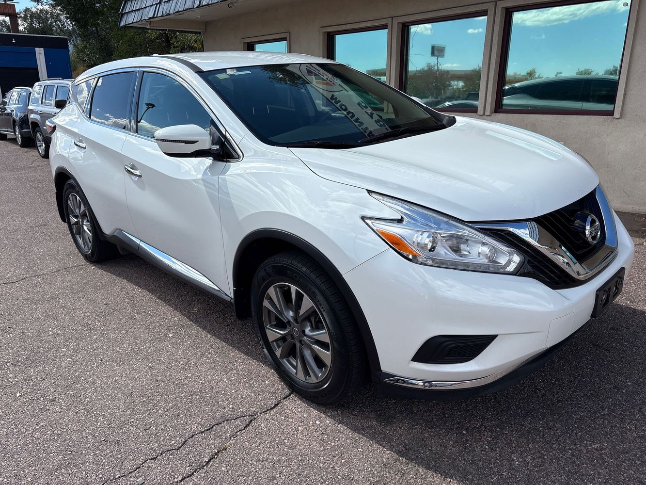 2017 Nissan Murano S photo 2
