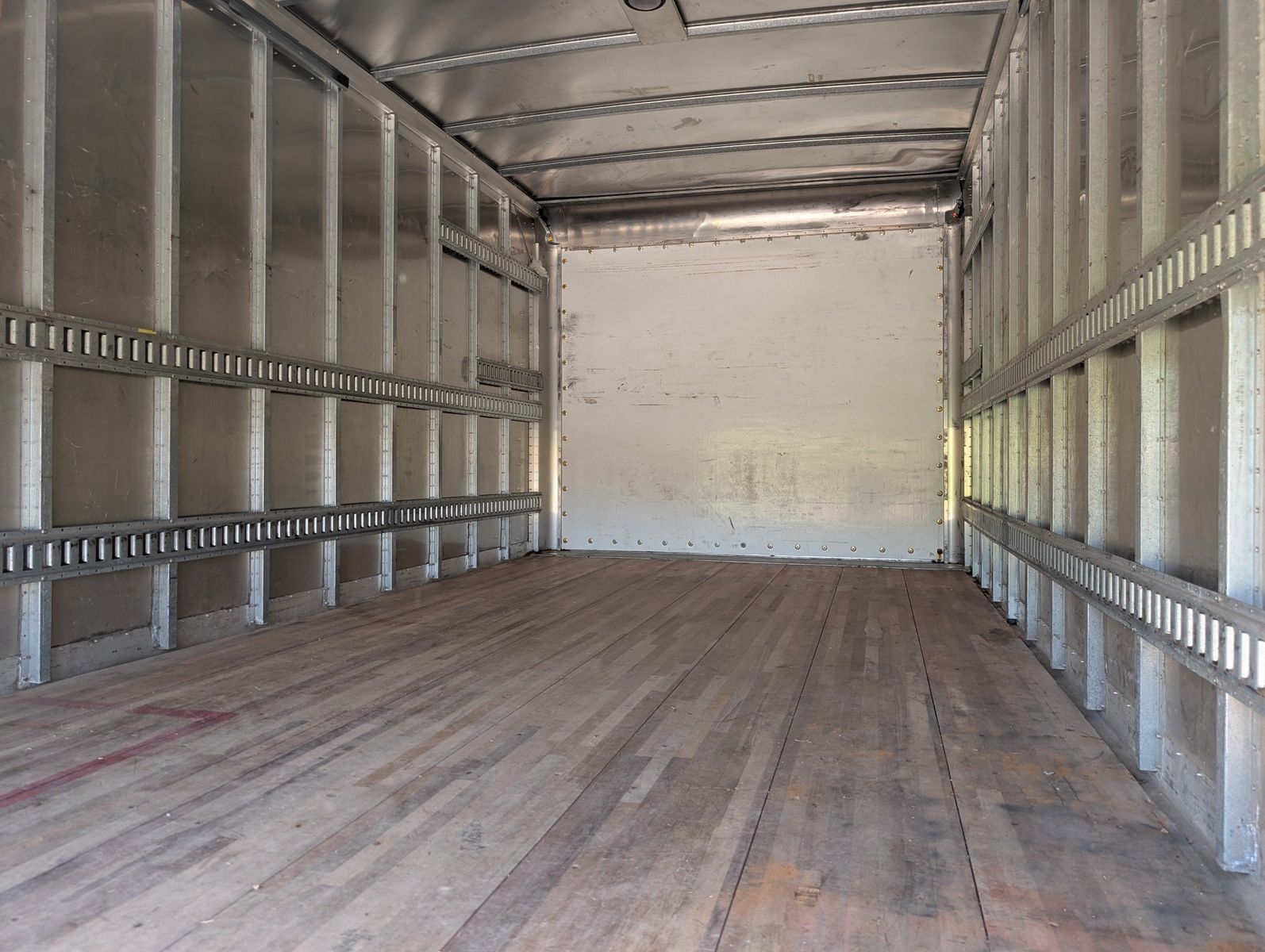 2022 Ram 4500 16' Box Truck 74