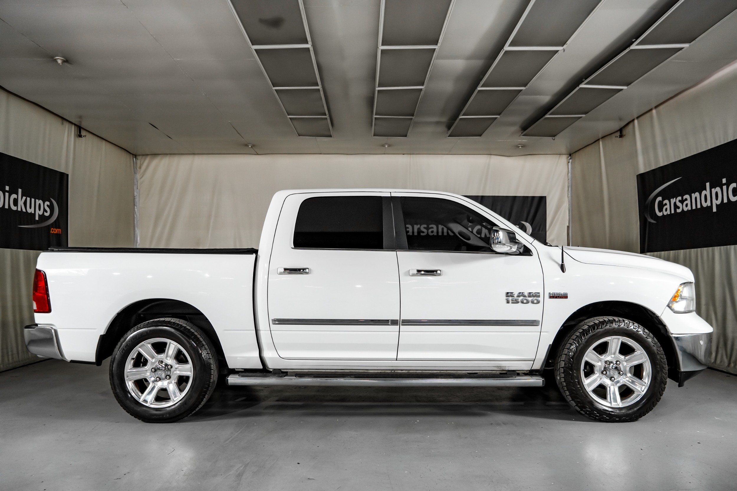 2017 RAM Ram 1500 Pickup Lone Star Silver - Photo 5