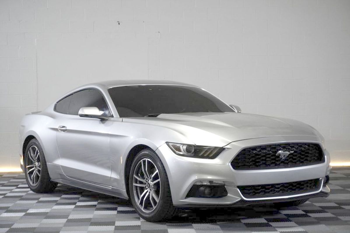 2017 Ford Mustang EcoBoost
