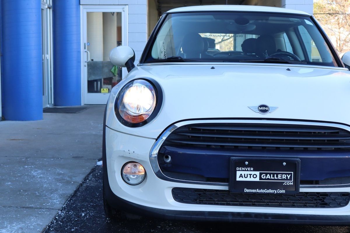 2017 MINI Hardtop Cooper
