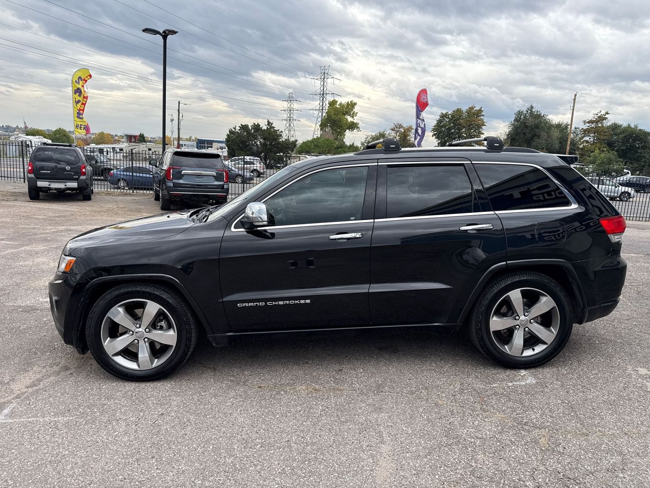 2014 Jeep Grand Cherokee Overland photo 2