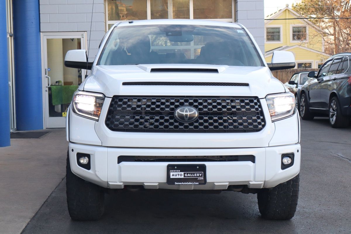 2018 Toyota Tundra SR5 5.7L V8