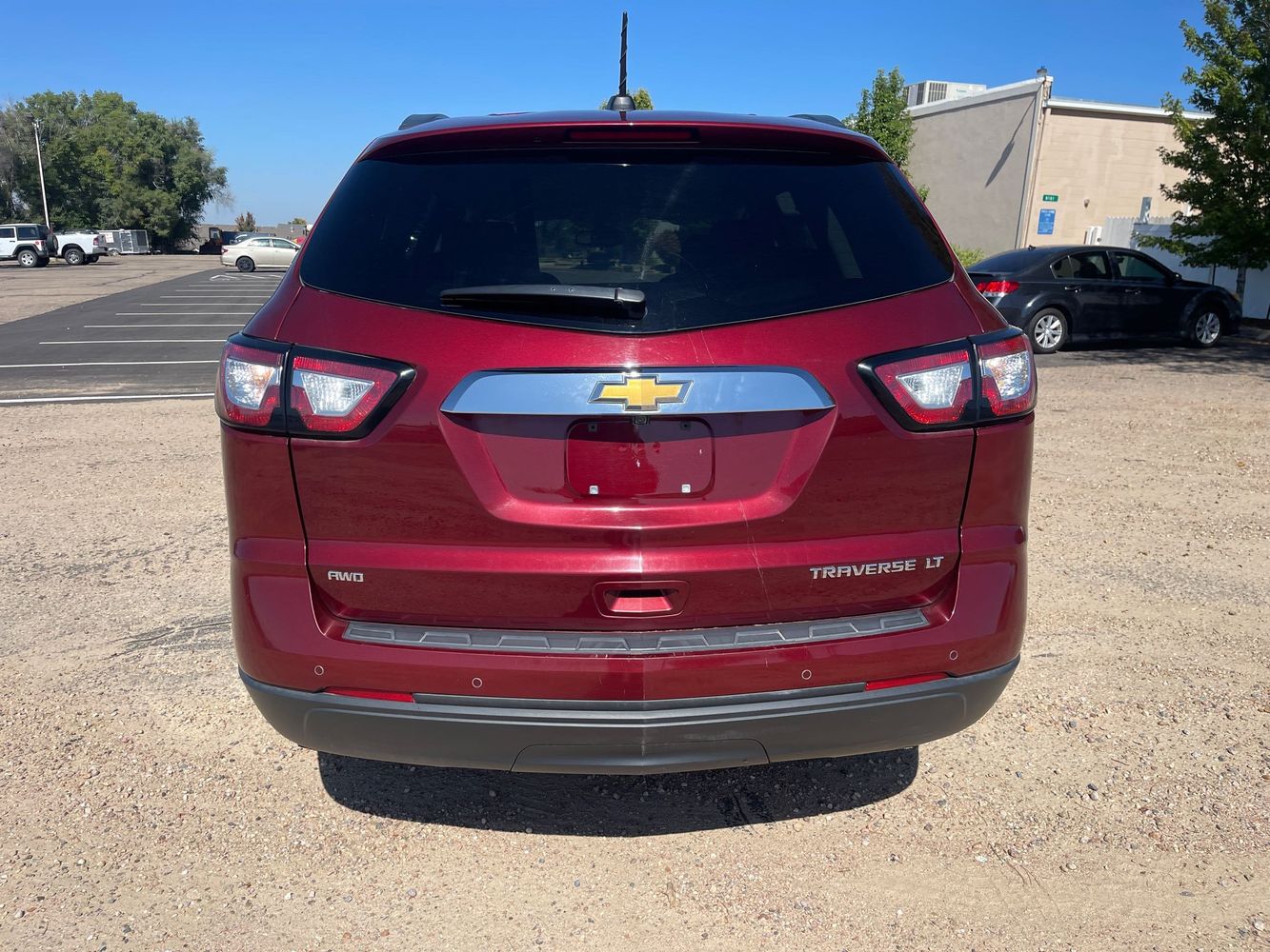 2016 Chevrolet Traverse 1LT photo 4