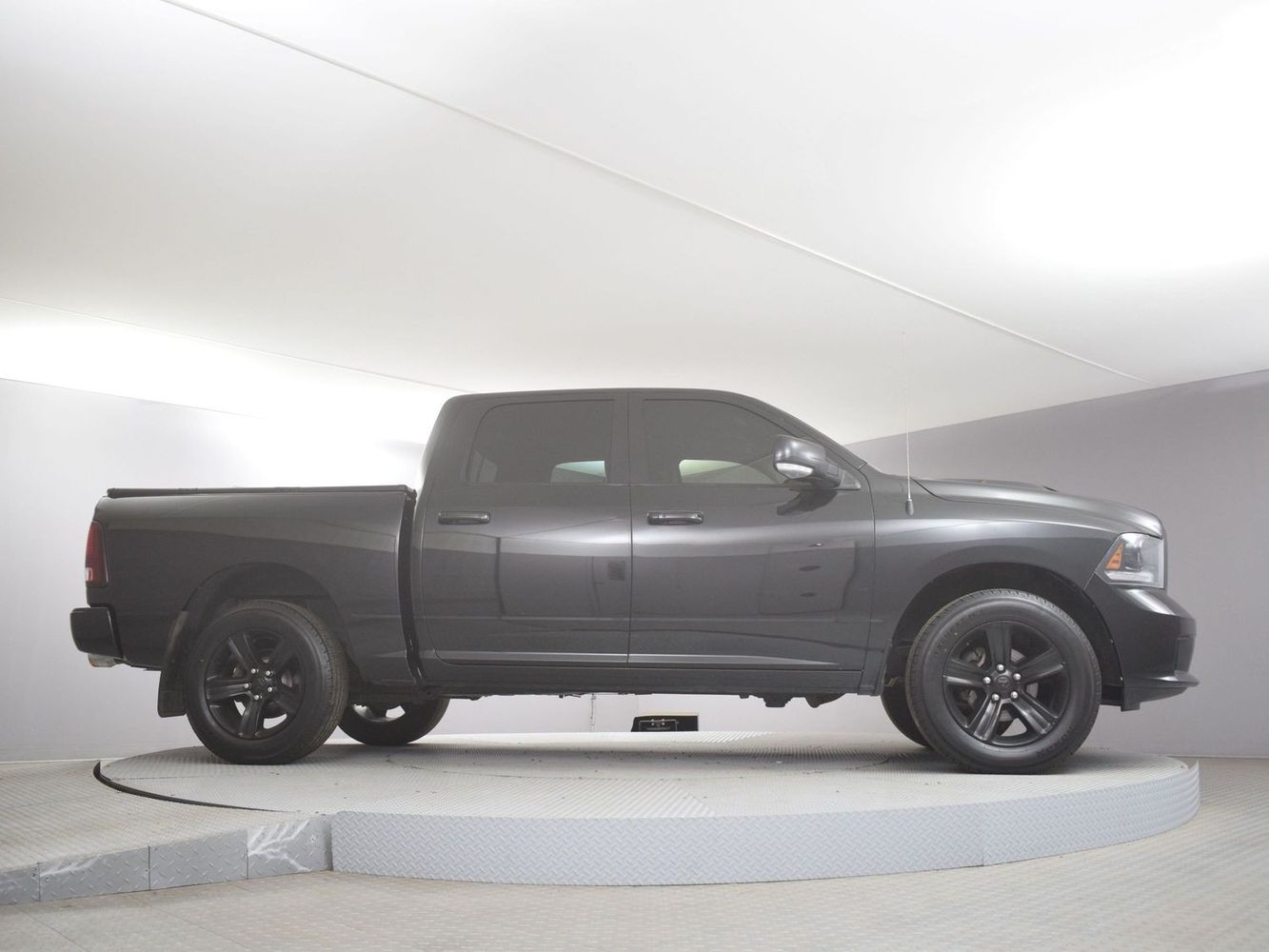 2015 RAM Ram 1500 Sport photo 17