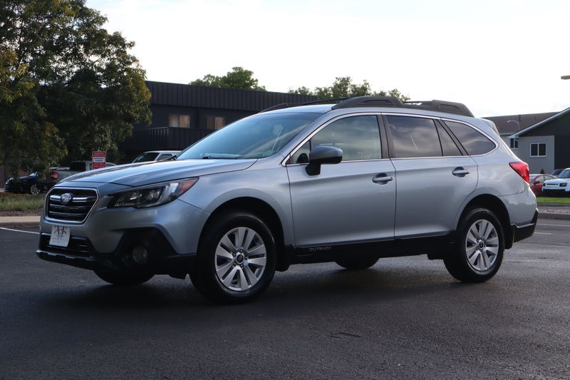 2018 Subaru Outback 2.5i Premium | Victory Motors of Colorado