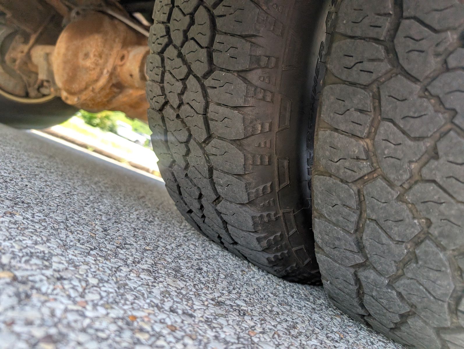 2009 Chevrolet Express Cutaway 37