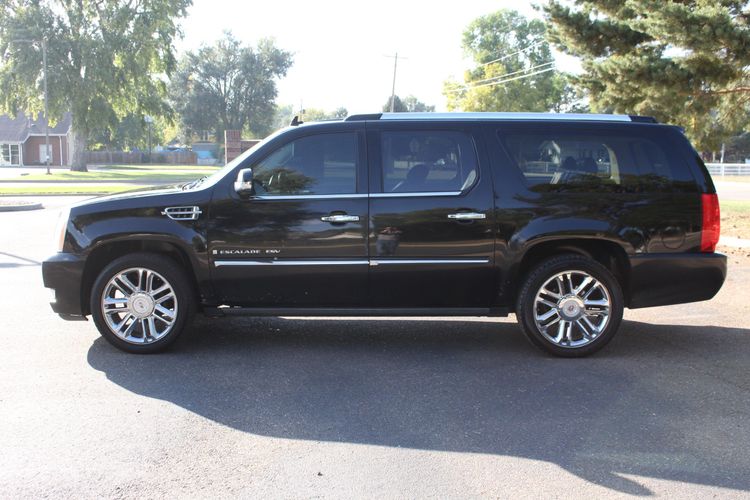 2009 Cadillac Escalade ESV Platinum Edition | Victory Motors of Colorado