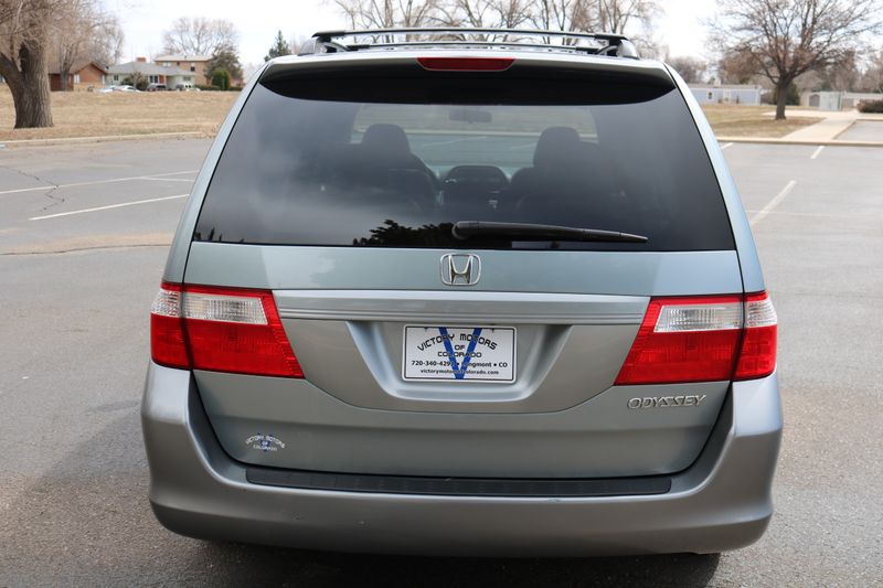 2005 Honda Odyssey Photos