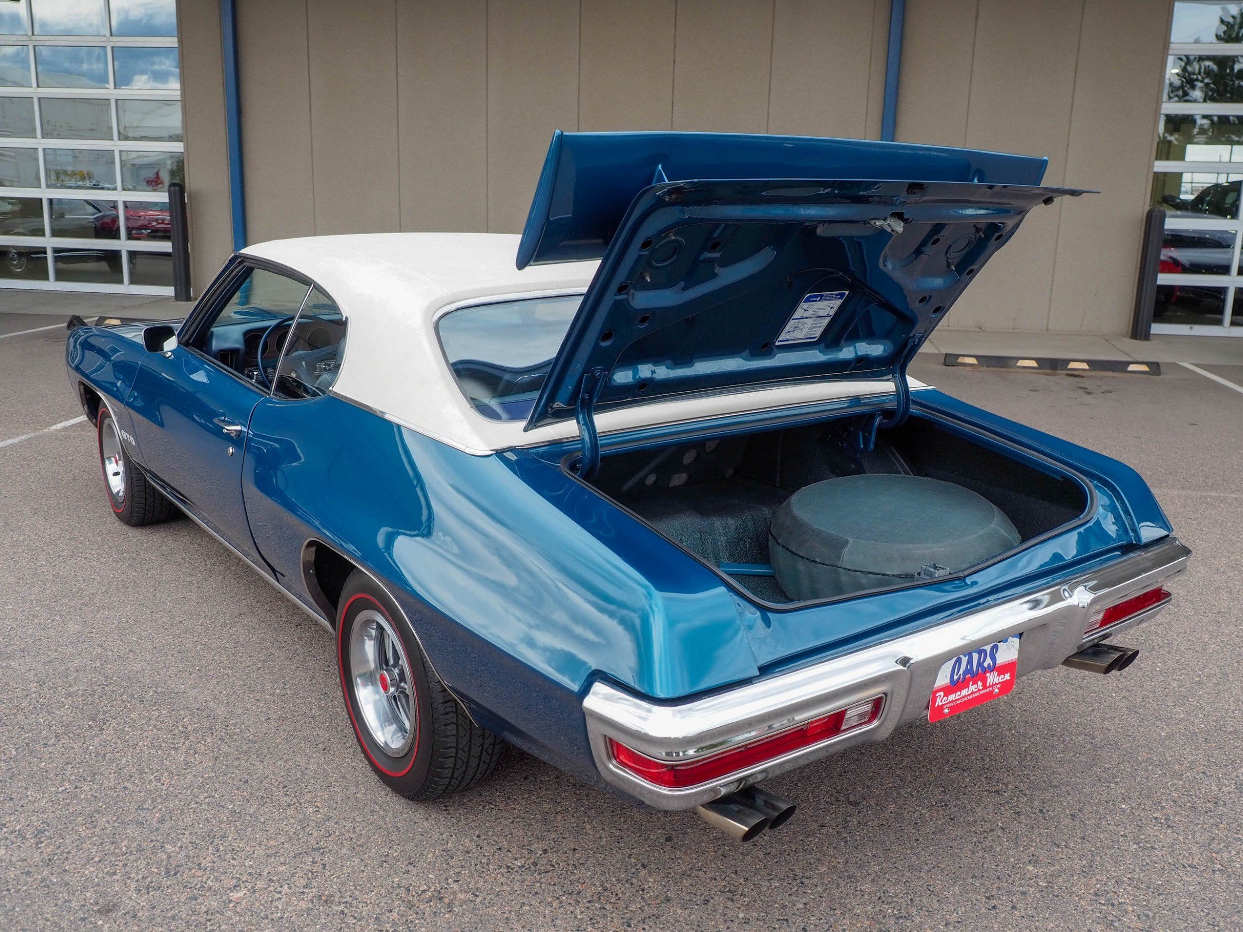 1970 Pontiac GTO Blue 