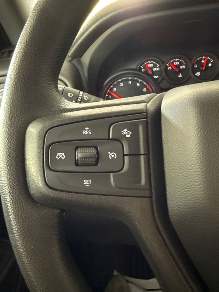 2024 Chevrolet Silverado 1500 Custom photo 19