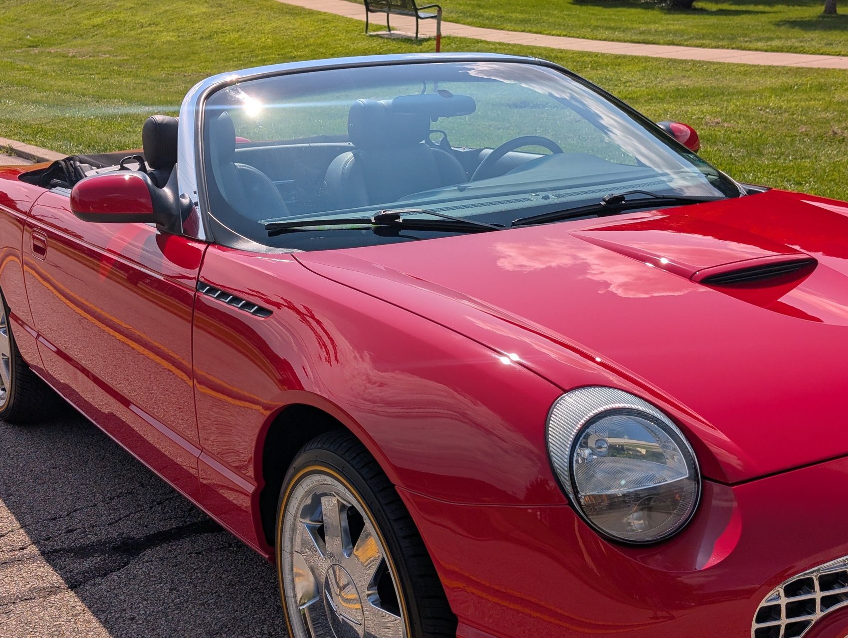 2002 Ford Thunderbird 73