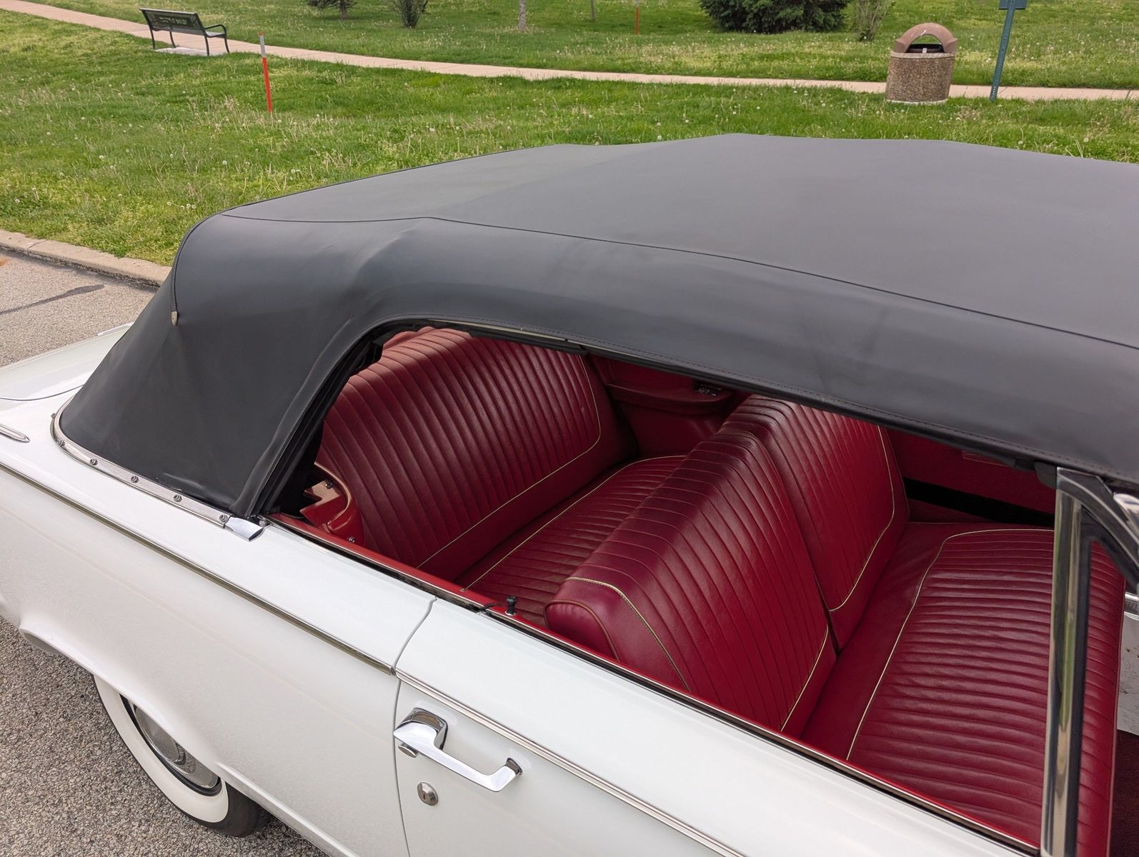 1963 Plymouth Valiant 131