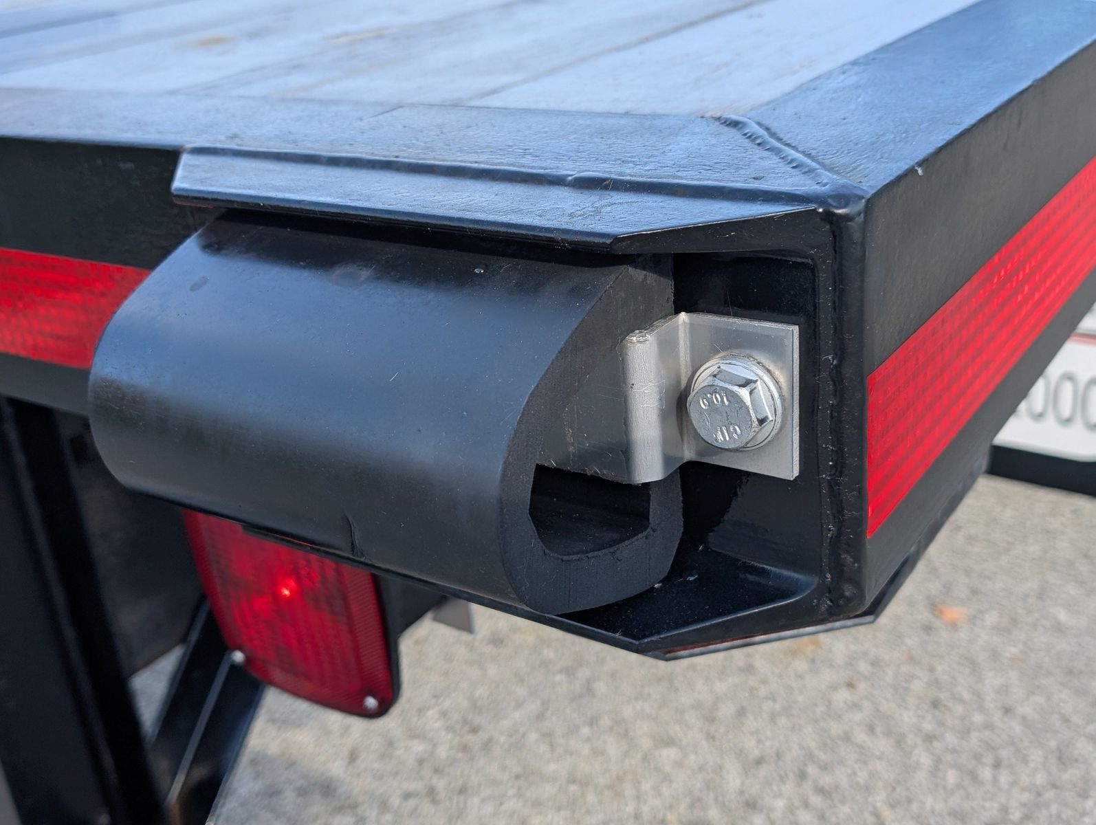 2023 Ford E-Transit-350 40