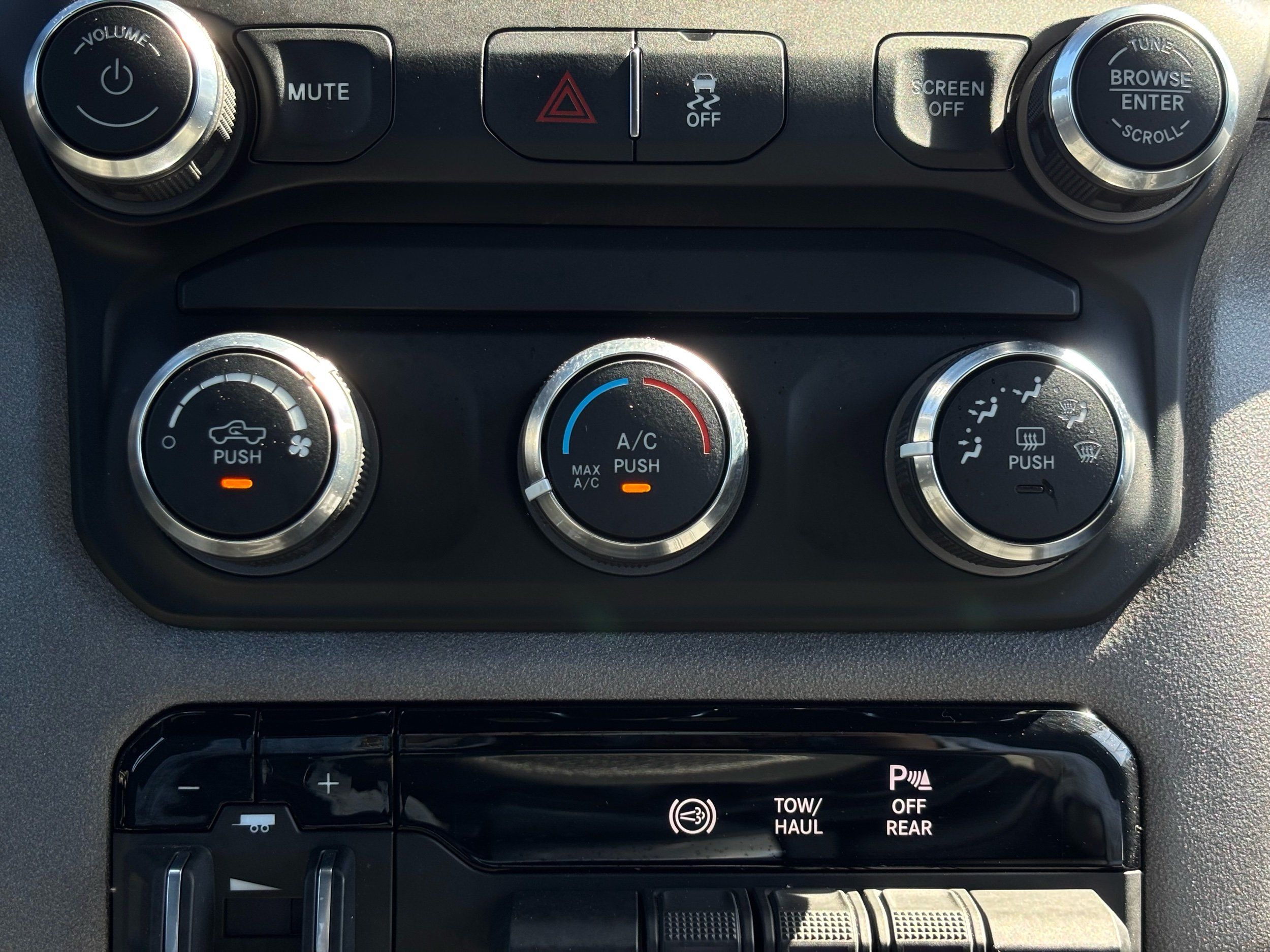 2022 Ram 3500 Tradesman photo 35