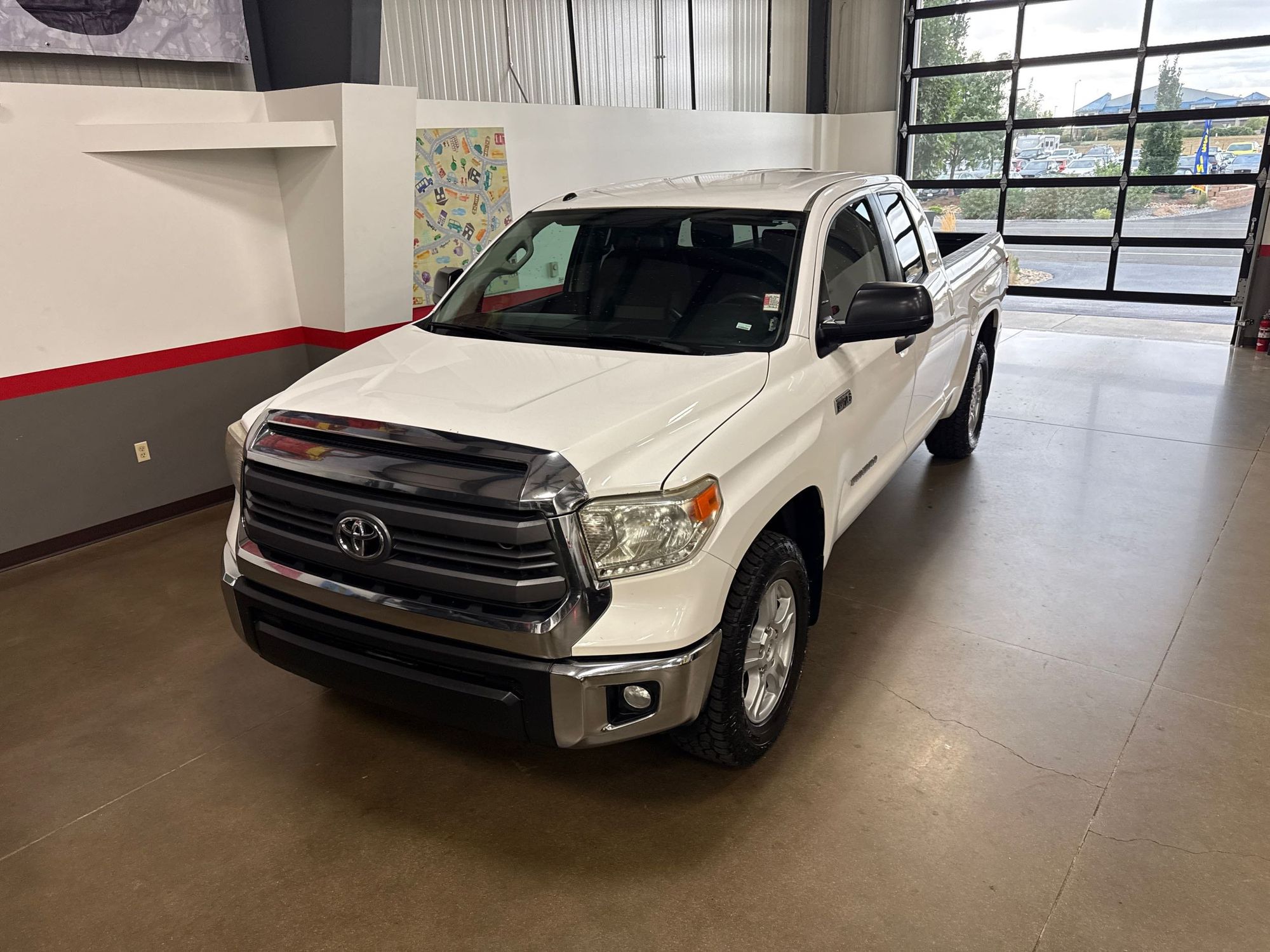 2015 Toyota Tundra SR5 Grade photo 6