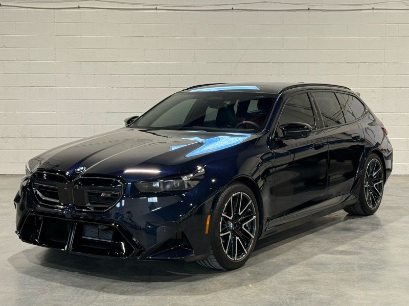 2025 BMW M5 Touring
