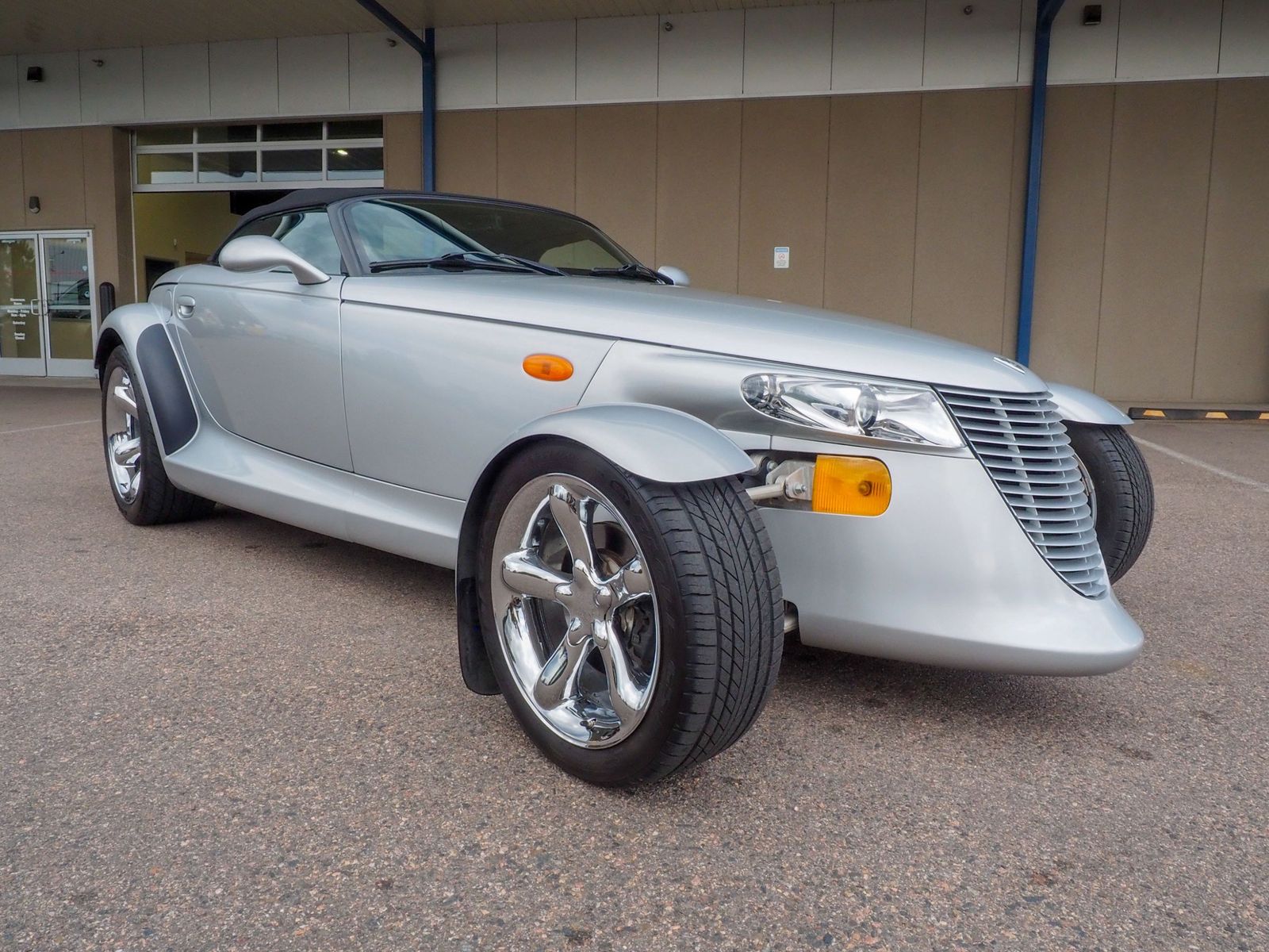 2000 Plymouth Prowler 28