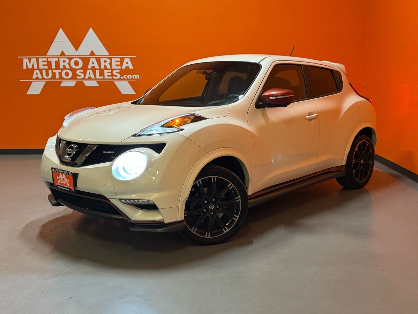 2015 Nissan Juke Nismo photo 2