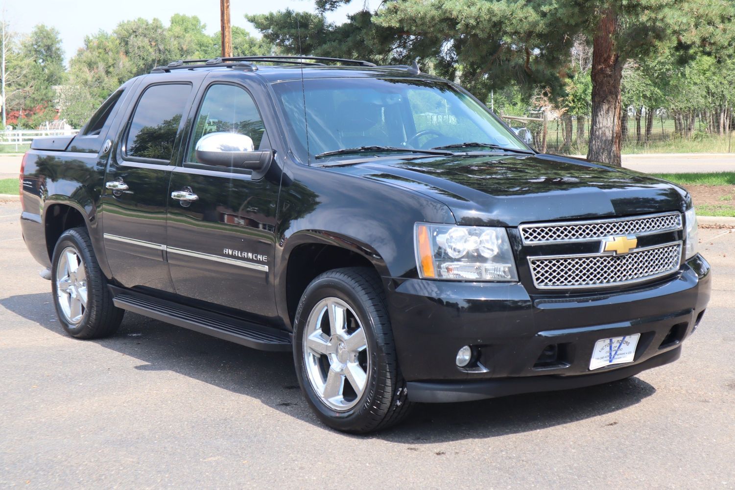 2013 Chevrolet Avalanche LTZ Black Diamond | Victory Motors of Colorado