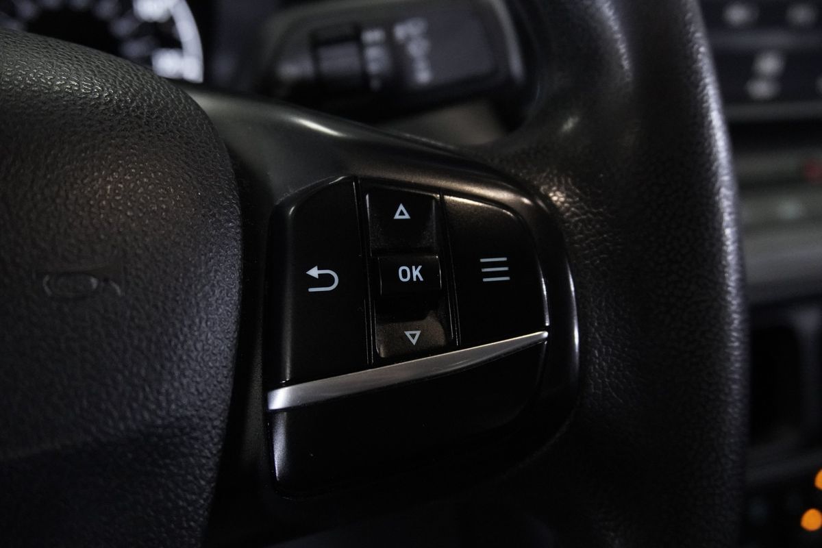 2022 Ford Maverick XL